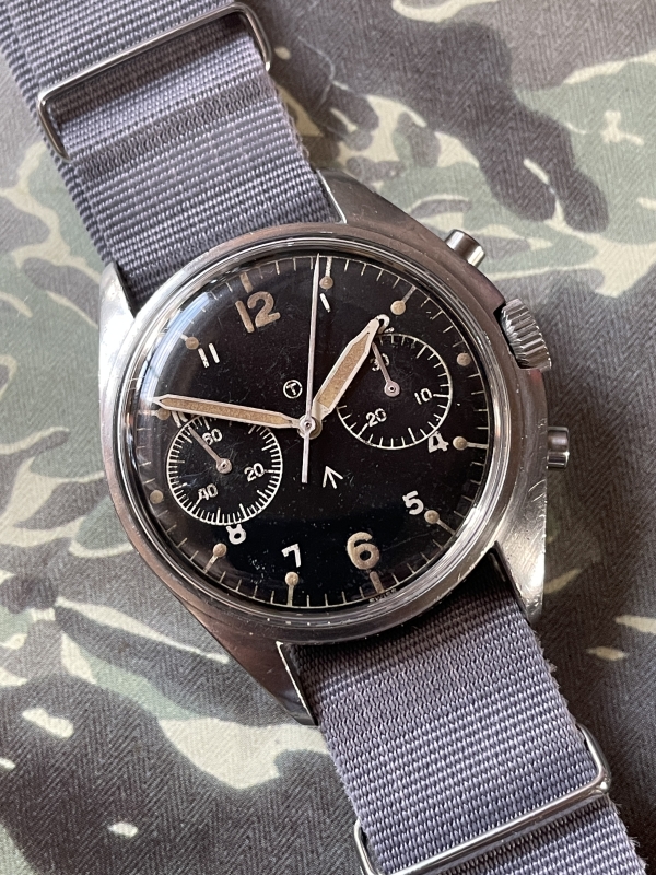 Hamilton Fab Four 6bb RAF issued Military Chronograph. Sterile dial (1971)